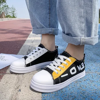 Malé biele topánky ženy 2020 jar nový kórejský ploché topánky študent bežné canvas topánky dámske trendové topánky